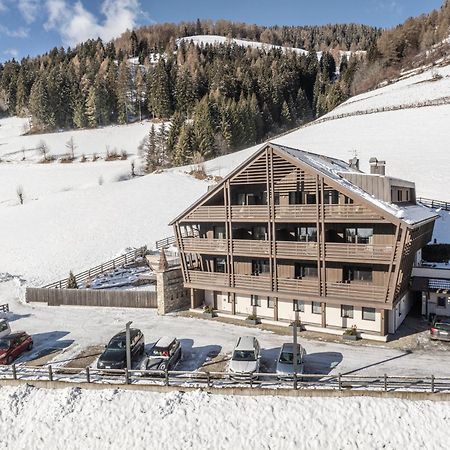 Hotel Rommisa Perca Kültér fotó